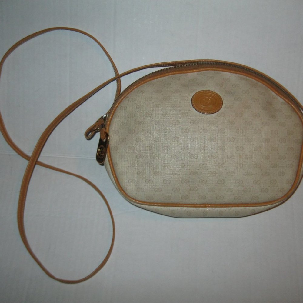 ❤️Authen GUCCI Micro G Logo Print Tan Canvas Ltr Coated Canvas Canteen Crossbody